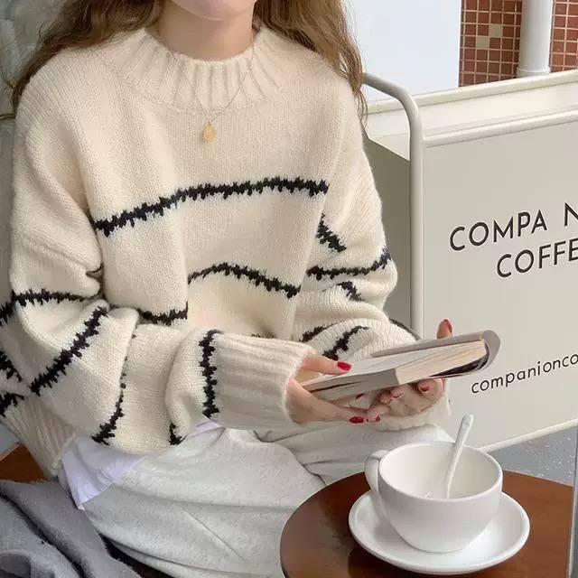 Women's Striped Chunky Knit Crew Neck Sweater