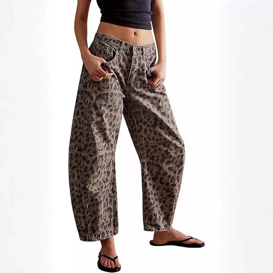 High-Waisted Wide-Leg Jeans – Relaxed Fit with Panelled Details
