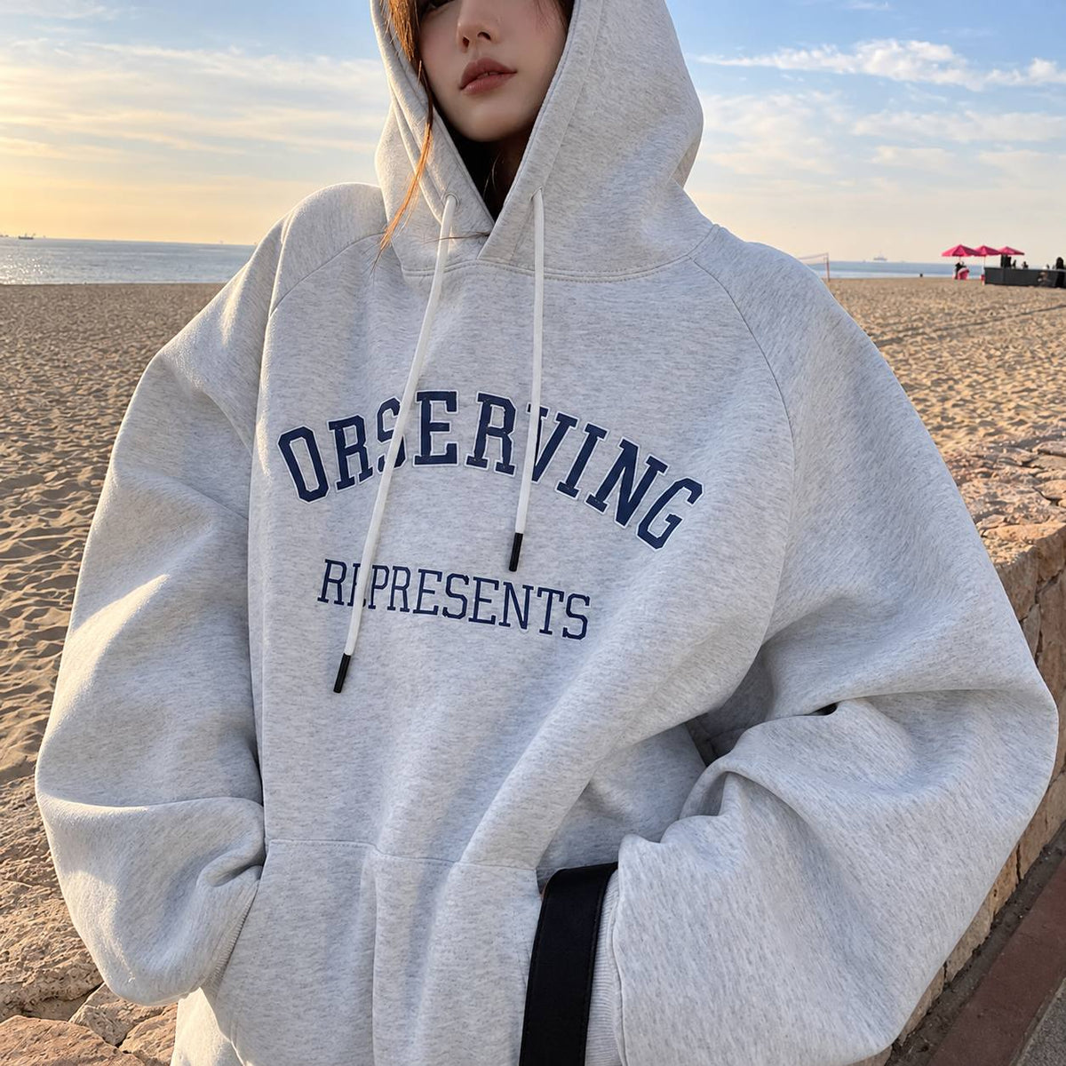 Women's Oversized Graphic Pullover Hoodie with Kangaroo Pocket
