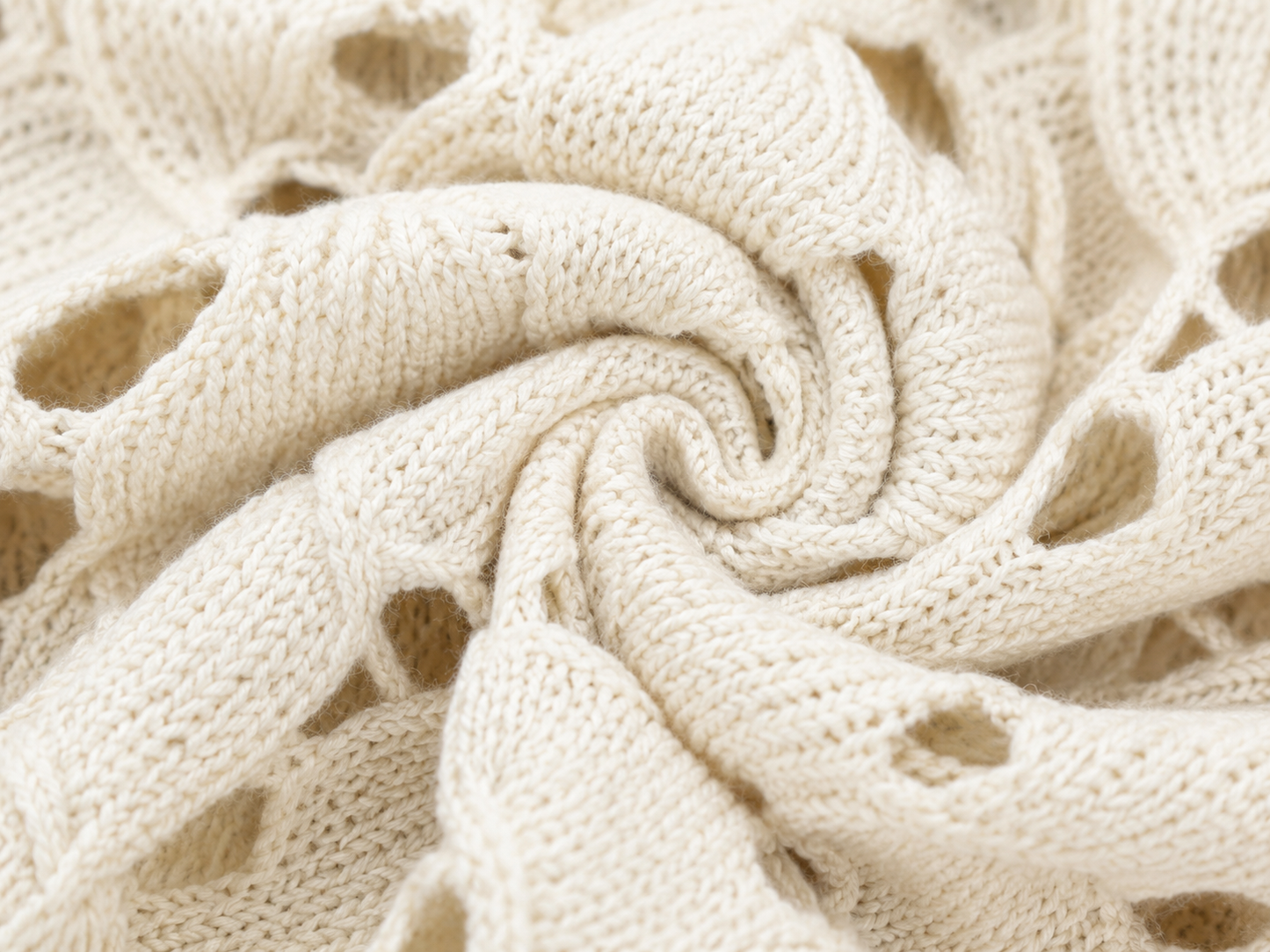 Chunky Open-Knit Sweater - Oversized Relaxed Fit & Round Neckline