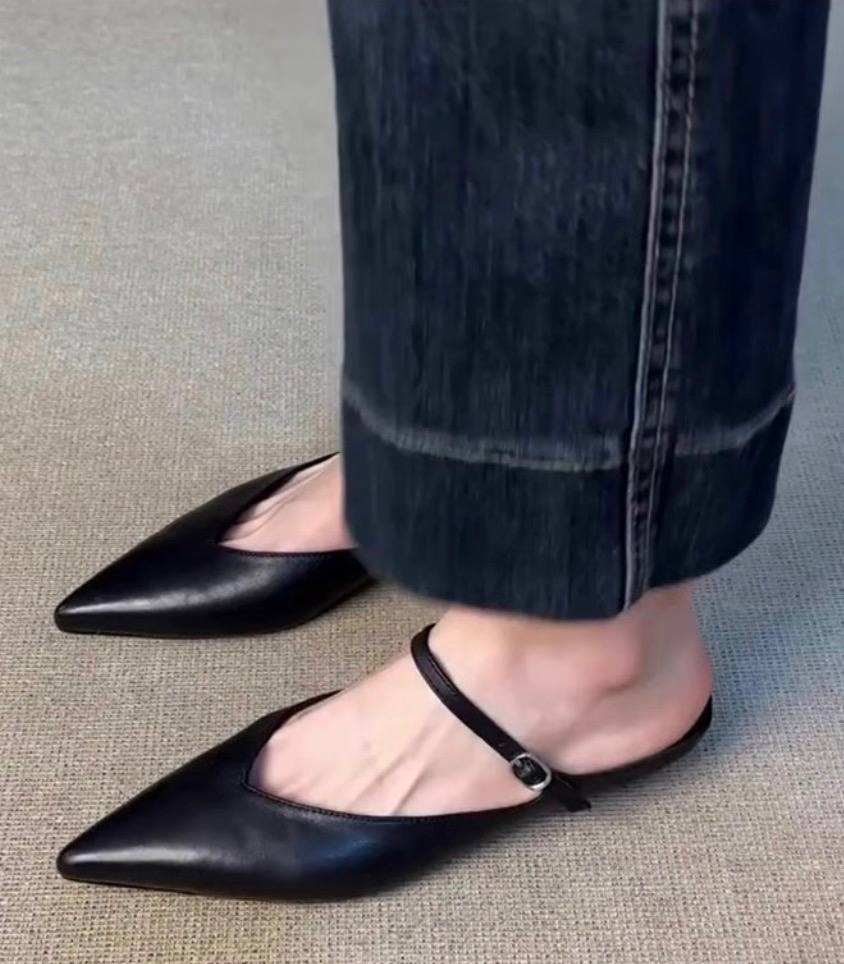 Women's Mary Jane Leather Flats