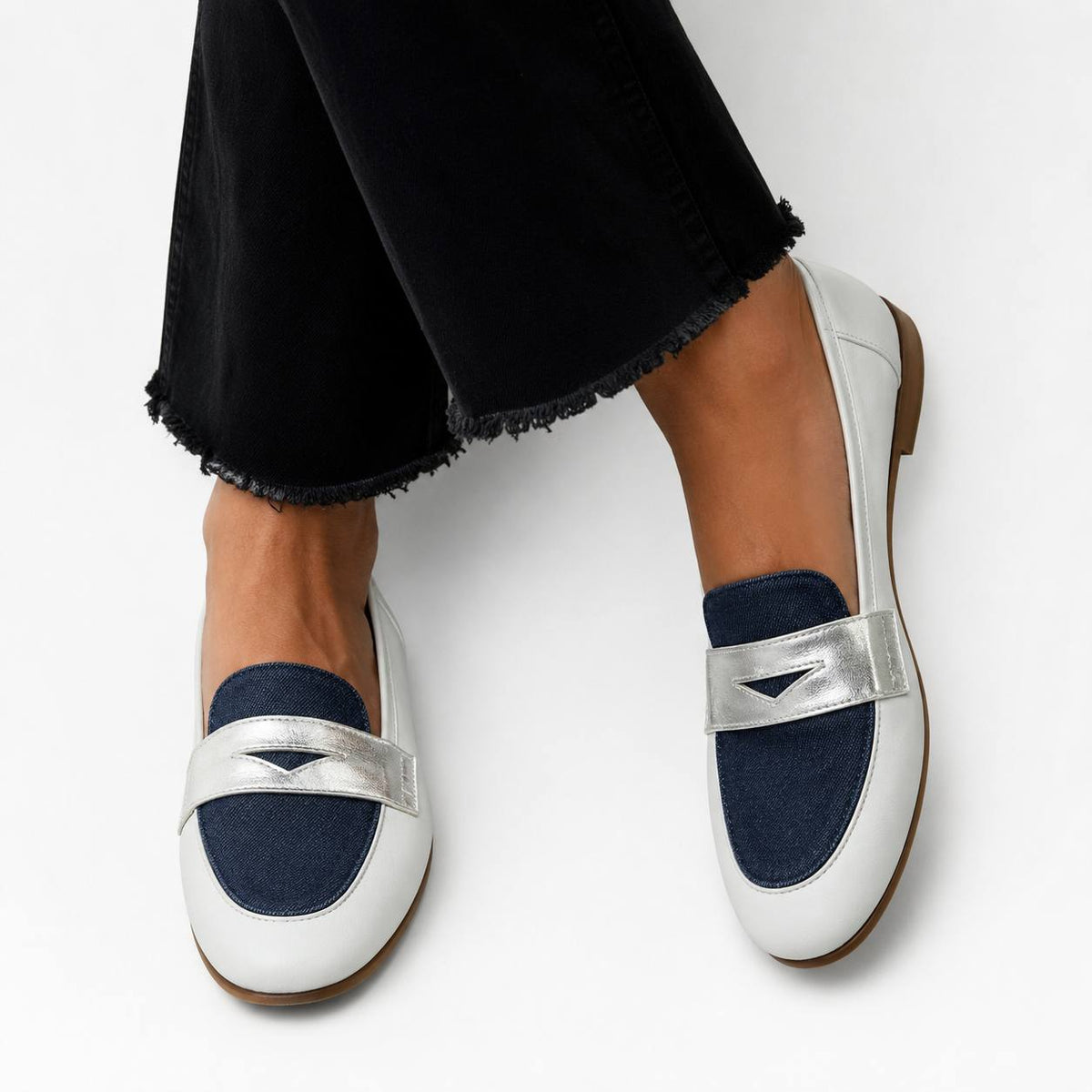 Women's Classic Two Tone Penny Loafers