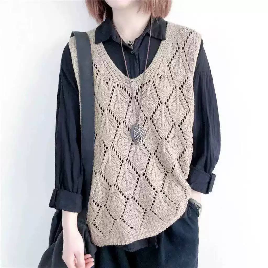 Women's Cable Knit Sweater Vest
