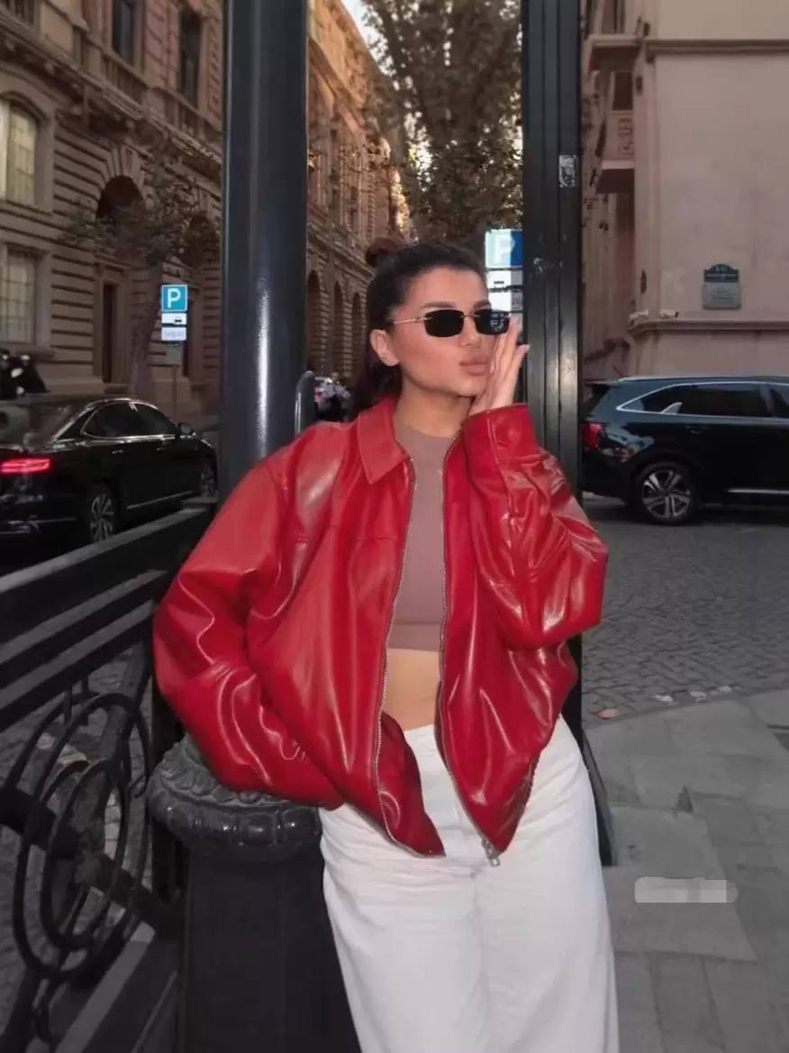 Leather Bomber Jacket – Oversized Fit with Collared Neck & Zip Front