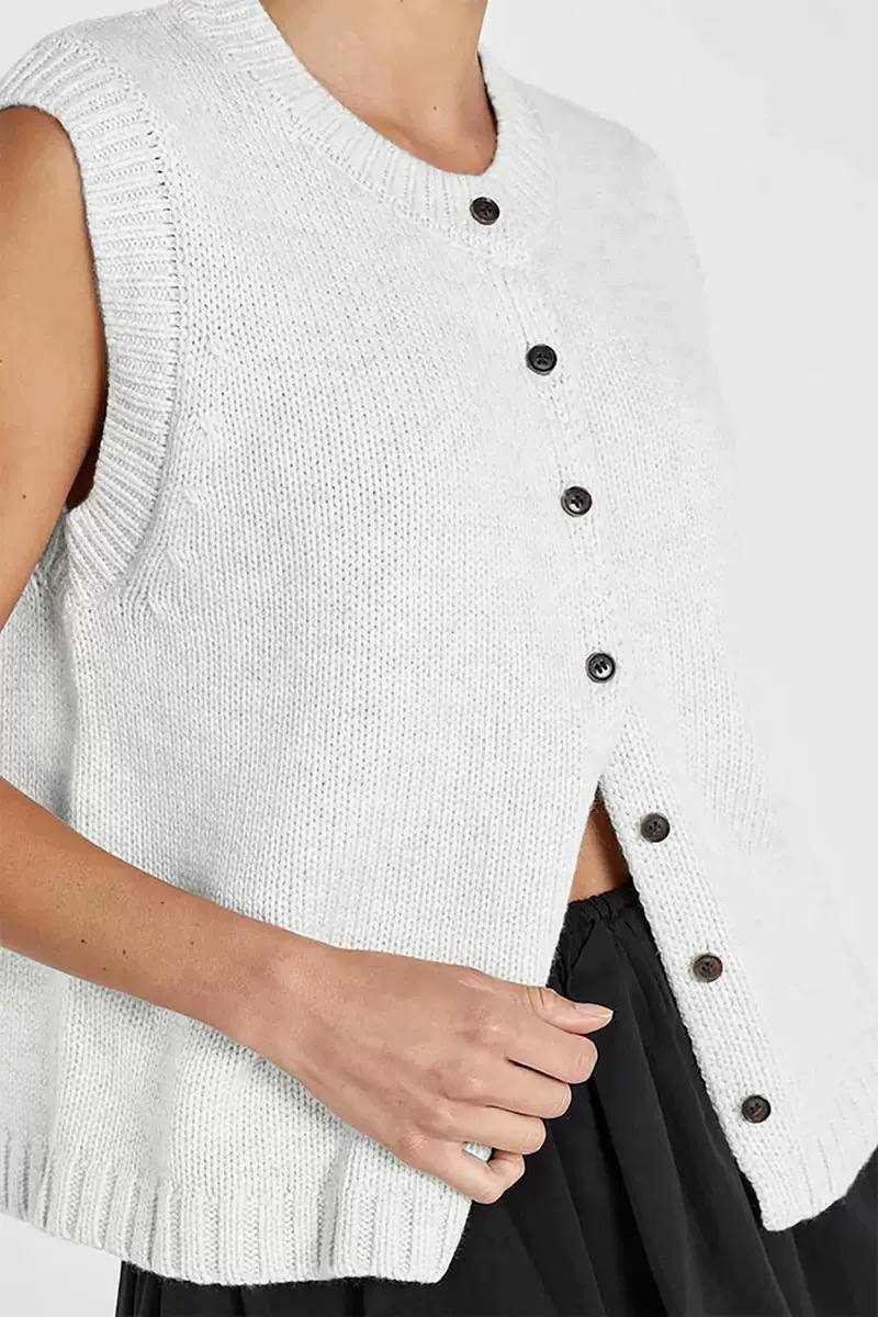 Knit Vest – Button-Front Sleeveless Sweater Vest with Ribbed Trim