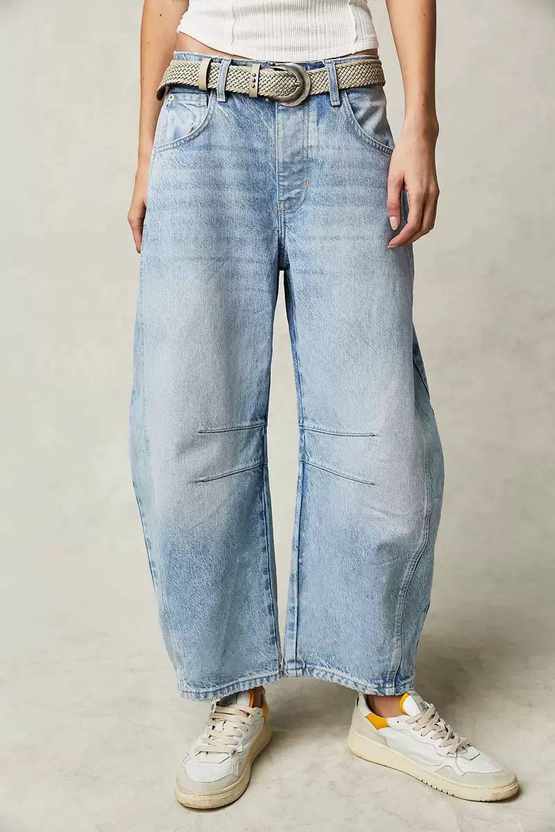 High-Waisted Wide-Leg Jeans – Relaxed Fit with Panelled Details