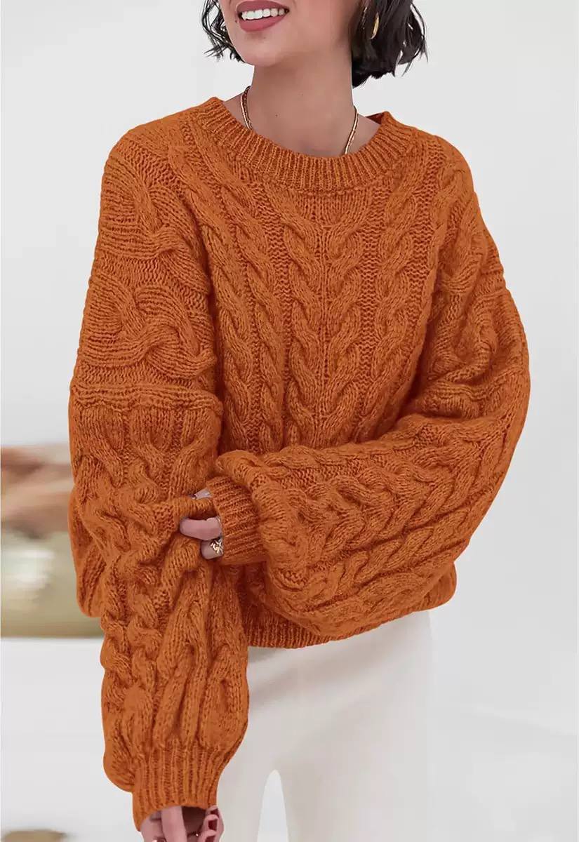 Cable Knit Sweater – Round Neck with Relaxed Fit and Ribbed Cuffs