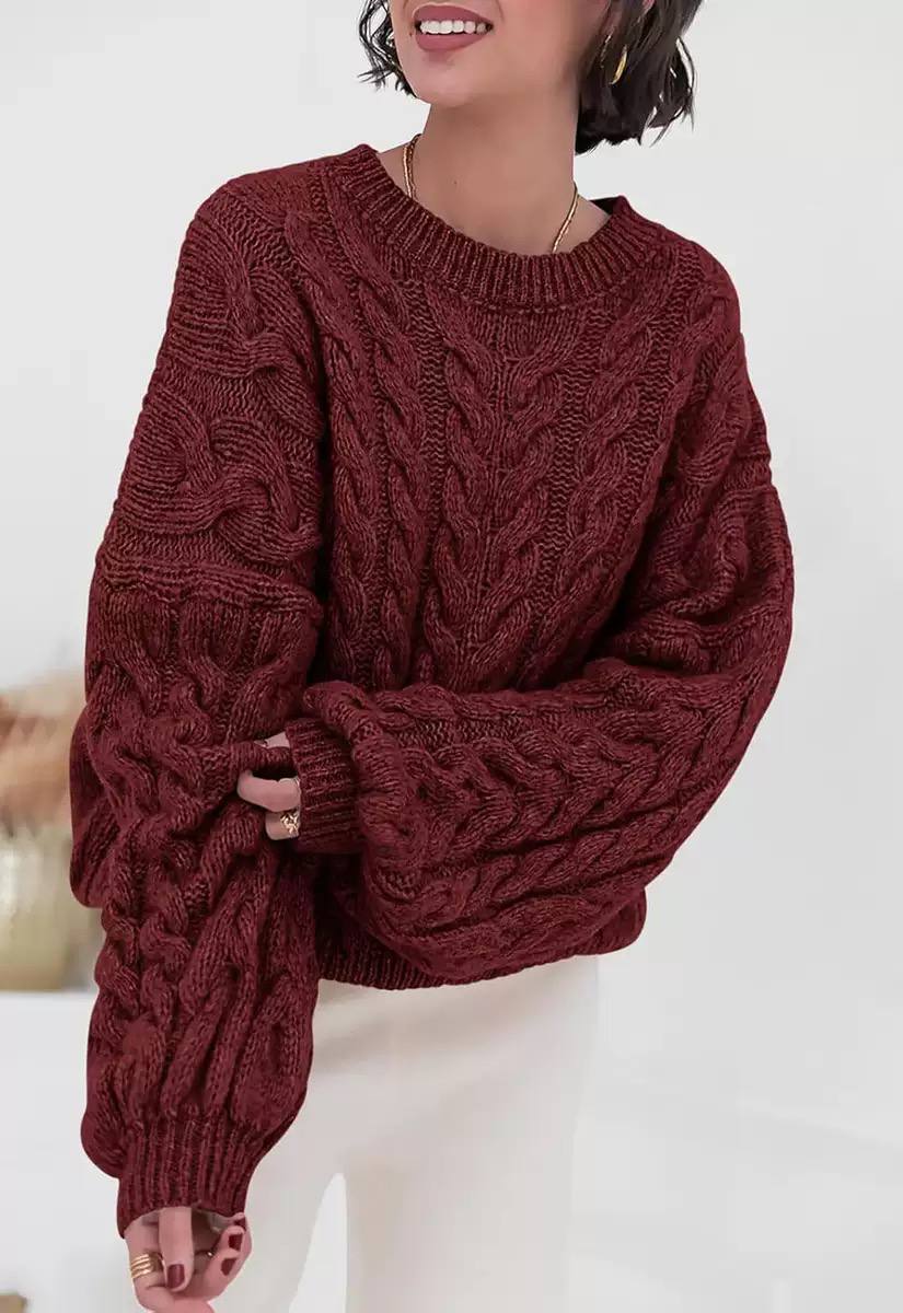 Cable Knit Sweater – Round Neck with Relaxed Fit and Ribbed Cuffs