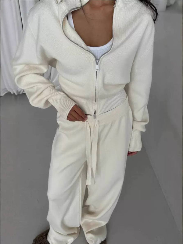 Cropped Zip-Up Hoodie & Sweatpants Set – Ribbed Waist & Cuffs