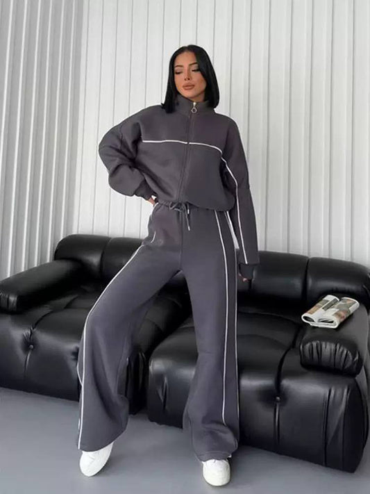 Zip-Up Tracksuit Set – Contrast Piping & Wide-Leg Trousers