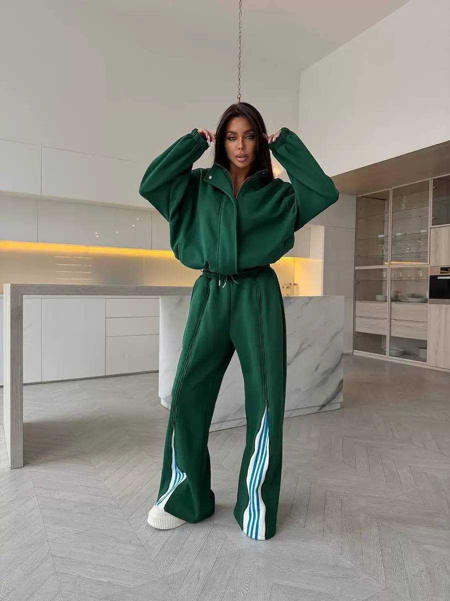 Zip Up Tracksuit Set – Wide-Leg Trousers with Contrast Stripes