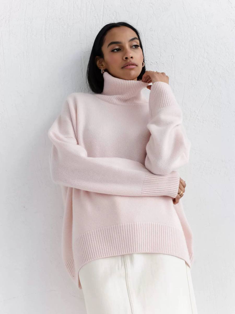 Oversized Ribbed Turtleneck Sweater – Relaxed Fit Knit Pullover