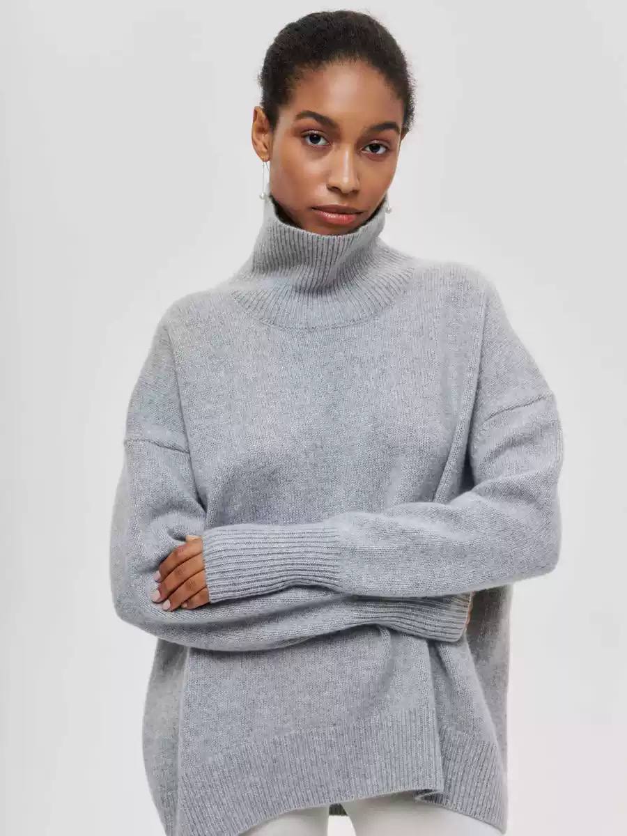 Oversized Ribbed Turtleneck Sweater – Relaxed Fit Knit Pullover