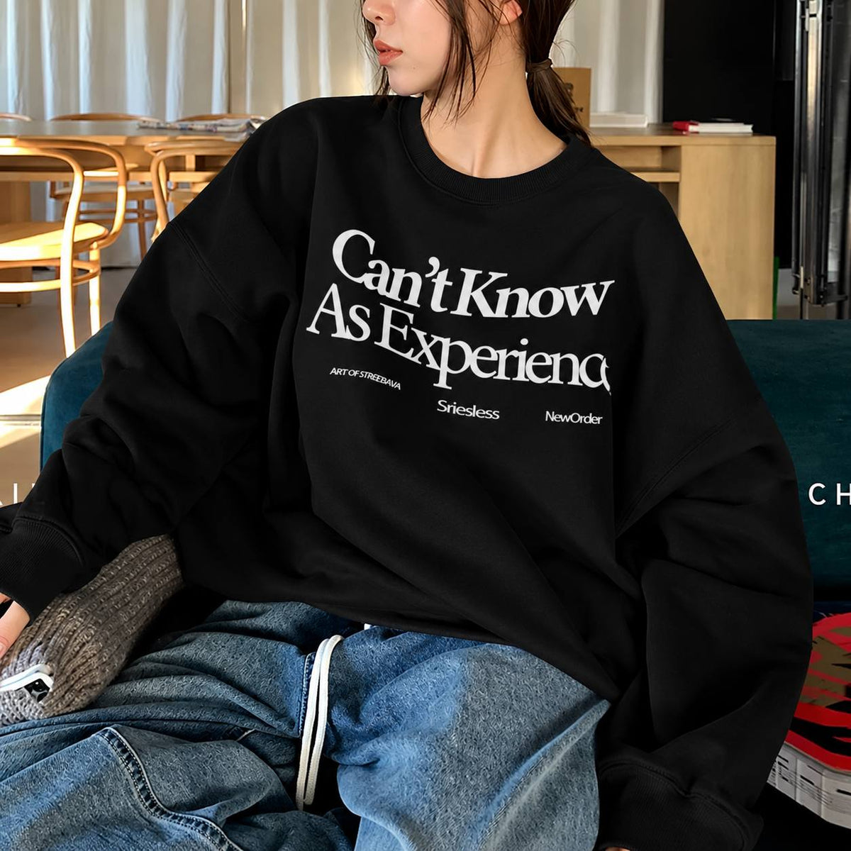 Women's Oversized Graphic Crew-Neck Sweatshirt