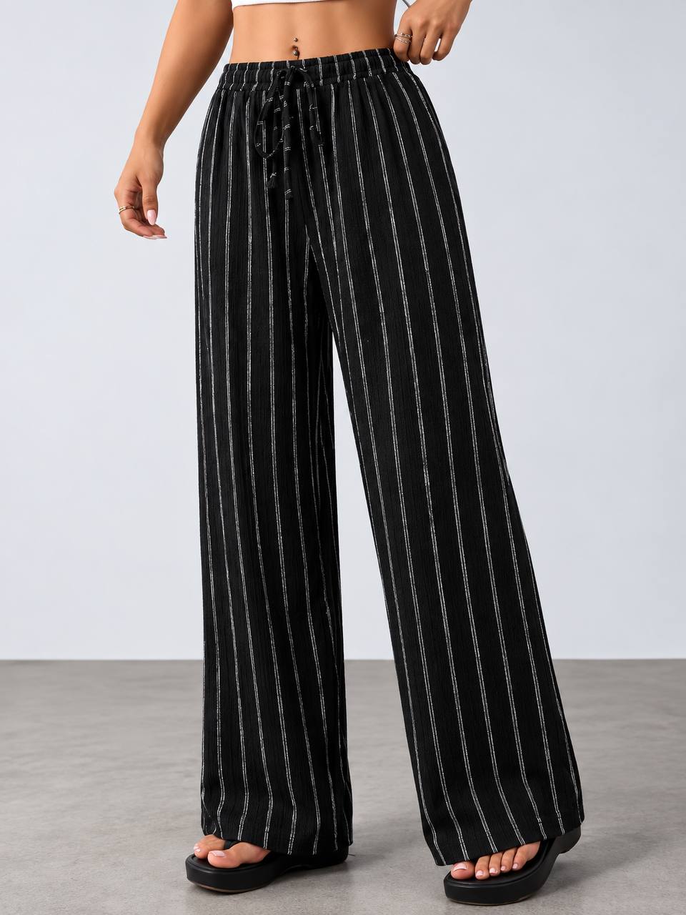 Women's Pinstripe Wide-Leg Pull-On Trousers – Black